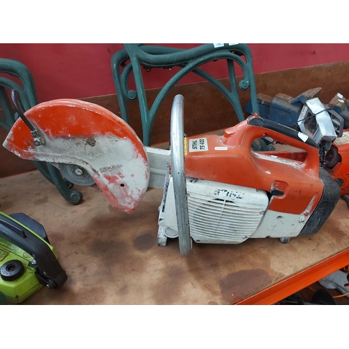 735 - An orange and white Stihl TS400 petrol disc cutter