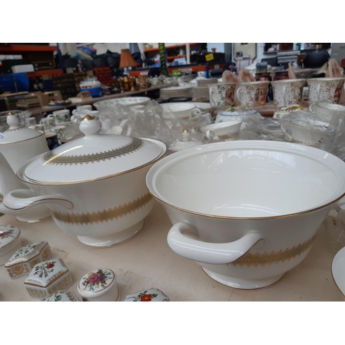 203 - An approx. 56 piece Wedgwood Argyll pattern dinner service