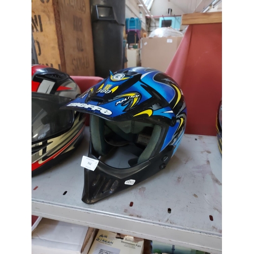 762 - Three various multicoloured motorcycle helmets to include Laser, Bieffe and Caberg