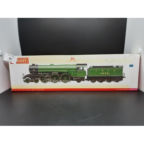 281 - A boxed Hornby R2405 4-6-2 LNER class A1 Great Northern '00' gauge locomotive and tender