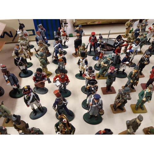 295 - An extensive collection of Del Prado lead figurines to include USSR 1943 infantry soldier, Staff Ser... 