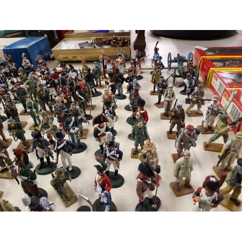 295 - An extensive collection of Del Prado lead figurines to include USSR 1943 infantry soldier, Staff Ser... 