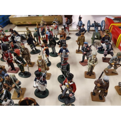 295 - An extensive collection of Del Prado lead figurines to include USSR 1943 infantry soldier, Staff Ser... 