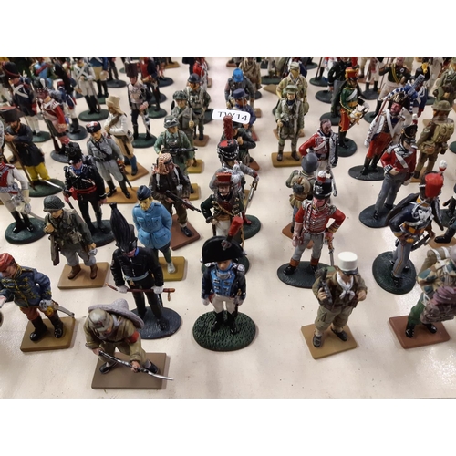 295 - An extensive collection of Del Prado lead figurines to include USSR 1943 infantry soldier, Staff Ser... 