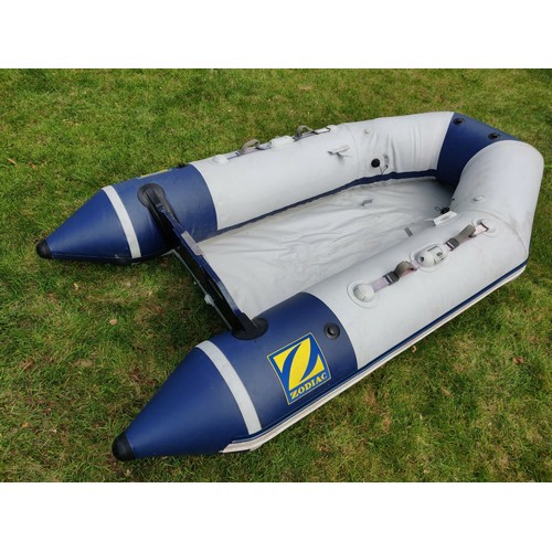 826 - A Zodiac Cadet C260 slatted floor roll up inflatable motor boat (see condition report)