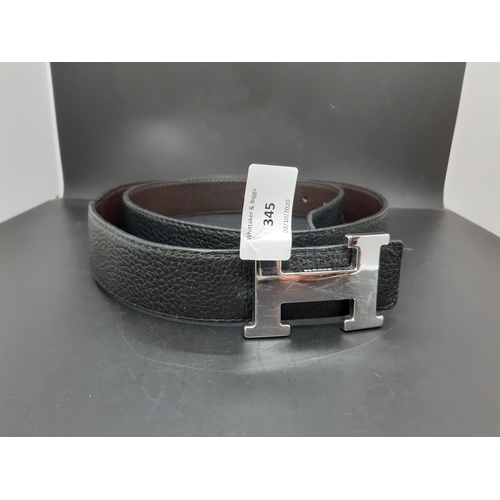 345 - A Hermes black leather men's belt - measuring approx. 105cm (see condition report)