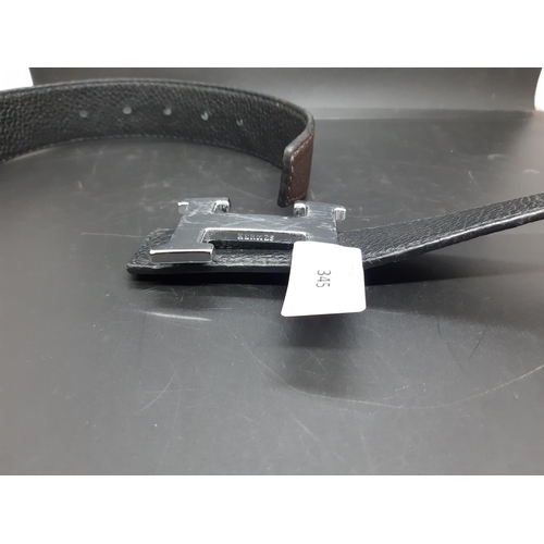 345 - A Hermes black leather men's belt - measuring approx. 105cm (see condition report)