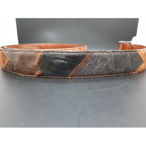 350 - An Italian Il Rettile iguana skin men's belt - measuring approx. 105cm