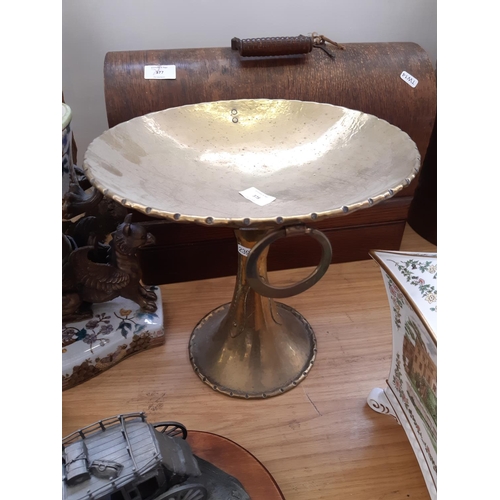 378 - An Arts and Crafts English made 'Olbury' hand beaten brass pedestal dish - measuring approx. 28cm hi... 