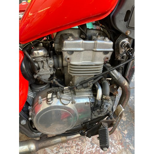 691A - A 1990 Kawasaki EN500-A1 498CC petrol motorcycle, 32,239 miles, M.O.T until July 2021, 3 previous ow... 