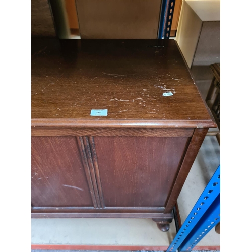 539 - Two items to include a mid 20th century oak blanket box on cabriole supports and an oak effect drop ... 