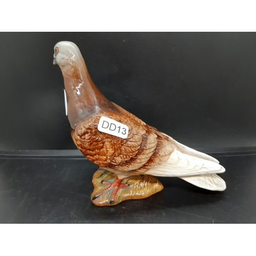 91 - A Beswick pigeon figurine - model no. 1383