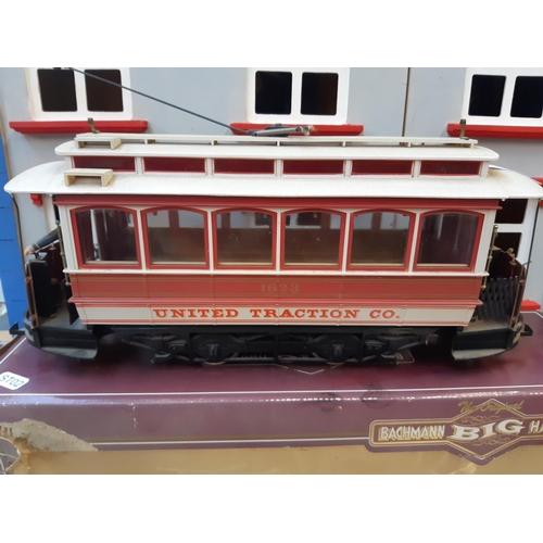 261 - A boxed Bachmann big haulers g scale street car carriage