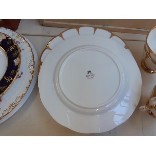 270 - A large collection of good quality ceramics to include a 26 piece Royal Doulton Juno pattern part di... 