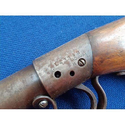 338 - A vintage L23348 .177 air rifle