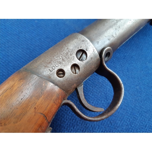 338 - A vintage L23348 .177 air rifle