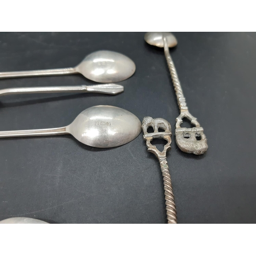 22A - A set of six hallmarked Birmingham silver tea spoons dated 1913 together with two white metal spoons... 