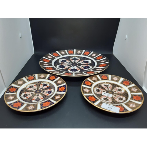 136 - Three Royal Crown Derby old imari 1128 plates to include dinner plate and two side plates - dinner p... 