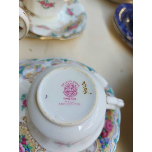 211 - A collection of china and glassware to include a thirty one piece Paladin china part tea set, two cu... 