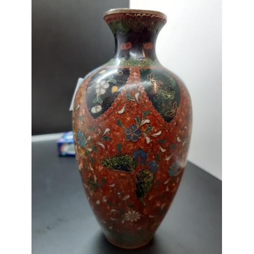 125 - Seven items of early 20th century Chinese cloisonné ware all with floral designs to include small va... 