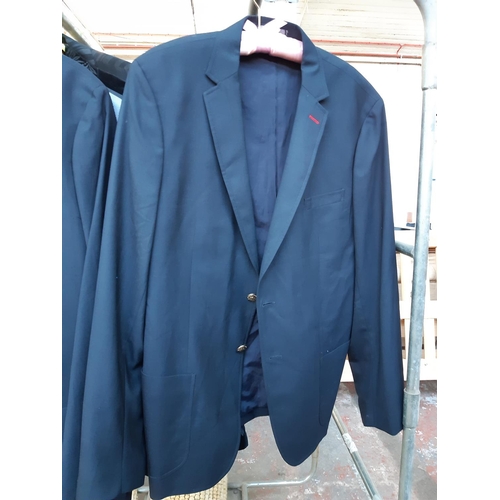 170 - Thirteen good quality mens suit jackets to include an as new Gant, Moss, Favourbrook, Zara, Brioni, ... 