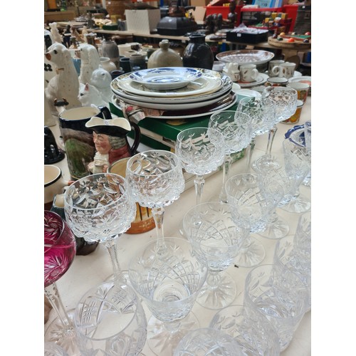 221 - 32 pieces of good quality glassware to include five brandy snifters, six cut crystal wine glasses, h... 