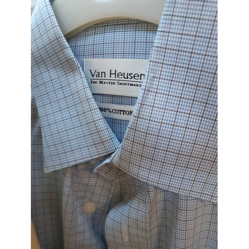 189 - A large quantity of various clothing to include men's suit jackets, as new Farah suit trousers, shir... 