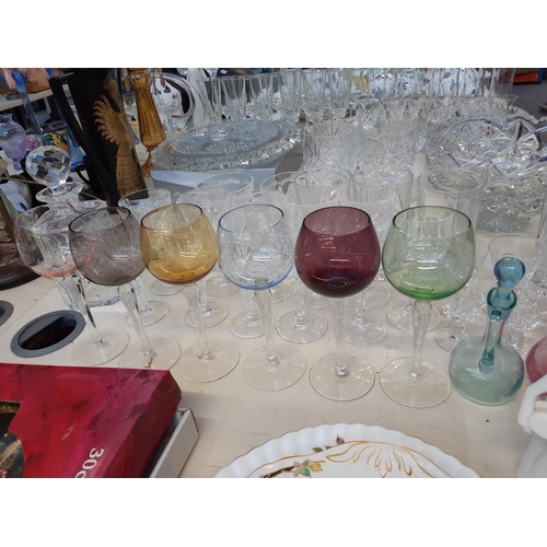 198 - A large collection of assorted glassware to include a boxed set of 4 Royal Doulton champagne flutes,... 