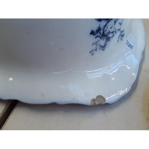 224 - A Victorian K & Co. B Late Mayers 'Surrey' pattern 
water bowl (see condition report)