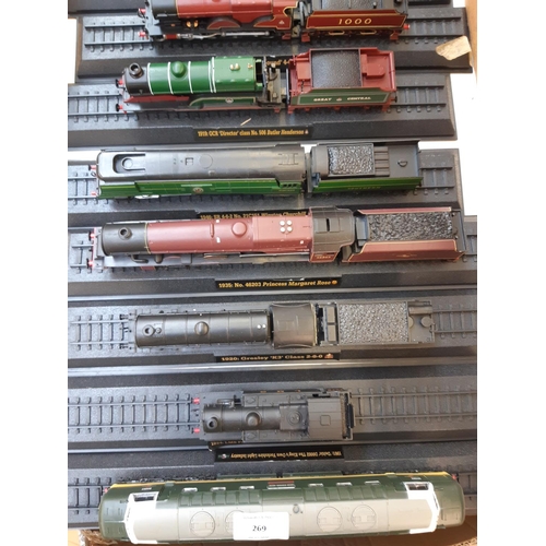 269 - Twelve plastic model trains to include a 1946 SR 4-6-2 Winston Churchill, 1935 46203 Princess Margar... 