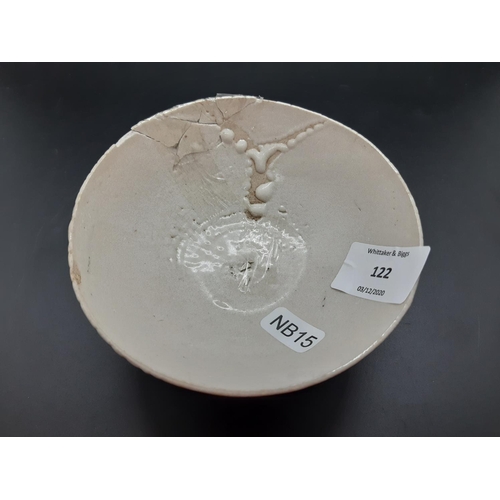 122 - A Chinese porcelain shipwreck bowl - measuring approx. 11.5cm in diameter (A/F)