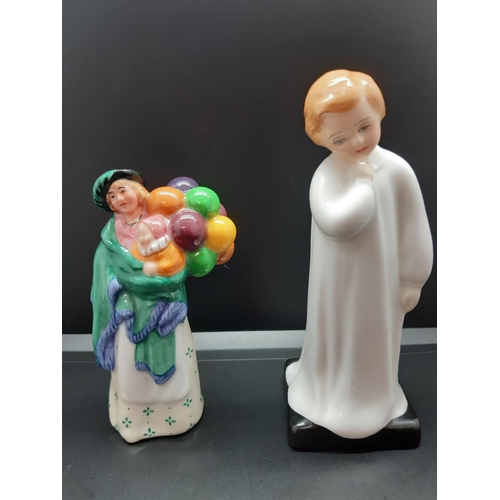 90 - A Lladro Pepita Mexican girl with sombrero and pots porcelain figurine