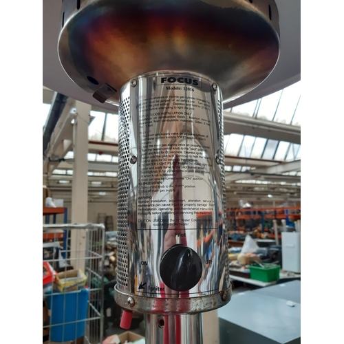 1013 - A stainless steel Focus 12016 gas patio heater