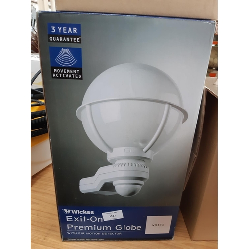 1121 - A boxed Wickes Exit-On premium globe exterior light with PIR motion detector