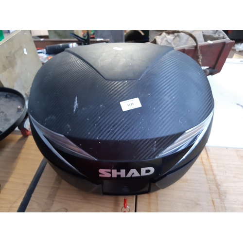 1125 - A black Shad motorcycle top box with two keys