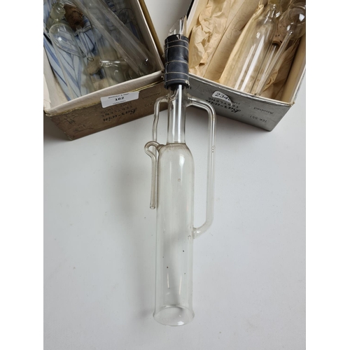 162 - A collection of various vintage glass chemistry bottles and tubes