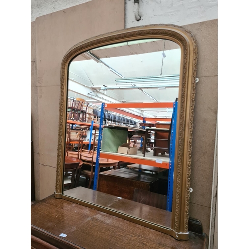 271 - A Victorian gilt framed overmantel mirror