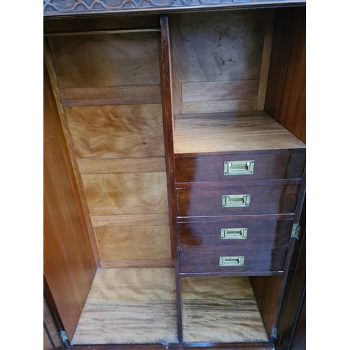 304 - An early 20th century mahogany double wardrobe - approx. 173cm high x 118cm wide x 60cm deep