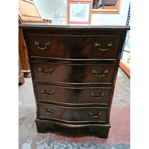 333 - A Regency style mahogany chest of drawers