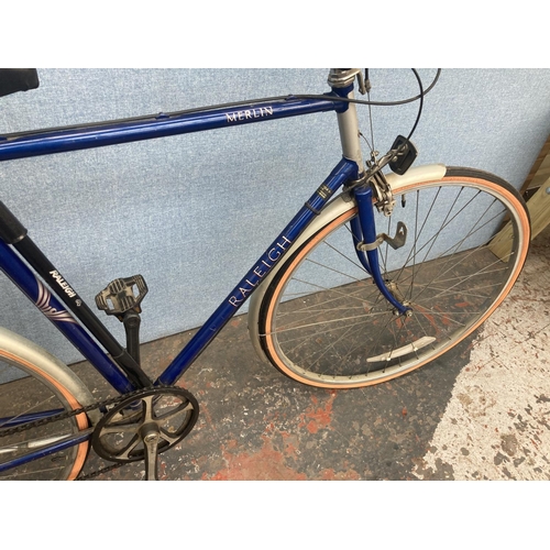 1103 - A vintage blue and grey Raleigh Merlin gent's touring bike with rear panniers and 5 speed gear syste... 