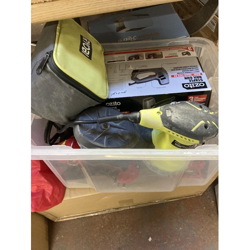 1261 - A mixed lot to include three green and grey Ryobi electric power tools, one ROS300 orbital sander, o... 