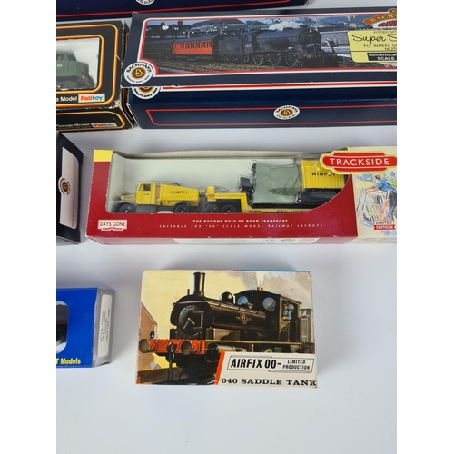 155 - Nine various model vehicles to include Bachmann Ivatt 2-6-2 B.R. lined black tank, Bachmann J39 6496... 