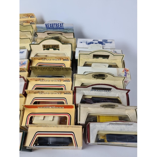 176 - A large quantity of boxed Lledo model vehicles