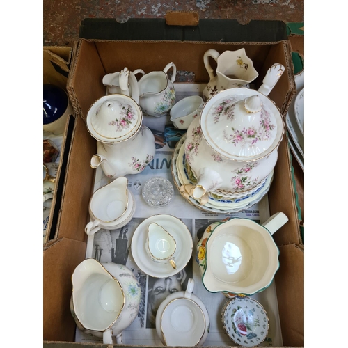 1292 - Three boxes containing Royal Albert 'Lavender Rose' tea and coffee pot, Aynsley milk jug, Franconia ... 