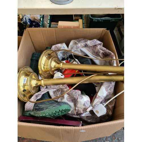 1310 - A large mixed lot to include a pair of brass table lamps, Lervia fan heater, boxed Morphy Richards s... 