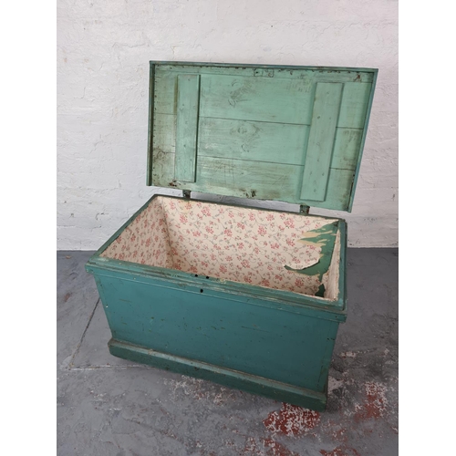 343 - A Victorian green painted pine blanket box - approx. 90cm wide x 59cm high x 53cm deep