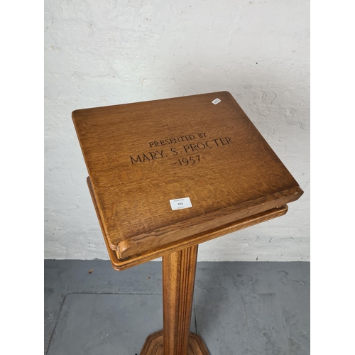 426 - A mid 20th century oak lectern