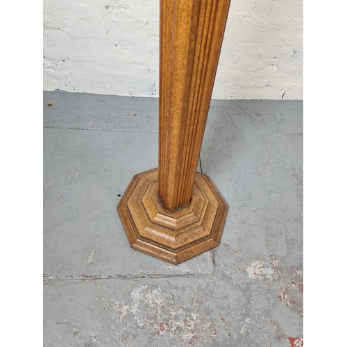 426 - A mid 20th century oak lectern