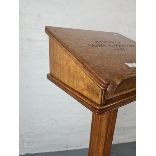 426 - A mid 20th century oak lectern