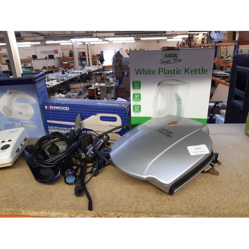 1049 - A mixed electrical lot to inlcude Sony DVP-NS29 DVD player, Philips radio alarm clock, boxed Kenwood... 